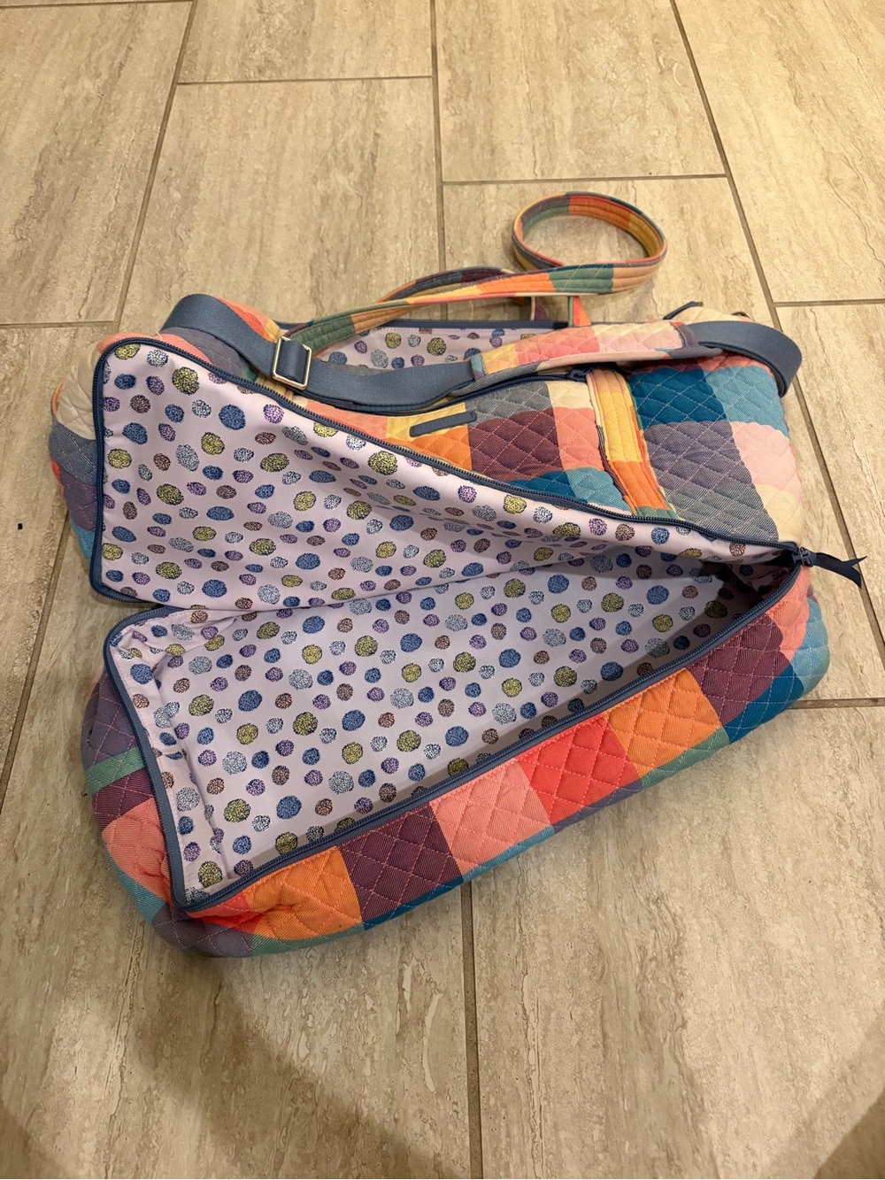 Vera Bradley Quilted Tropics Plaid Vera Deluxe Travel Tote - Picture 8 of 8